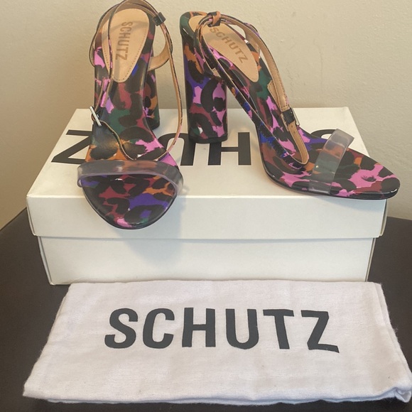 SCHUTZ - Picture 9 of 11
